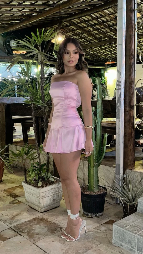 Robe de soirée courte en satin rose pour 21e anniversaire J7438