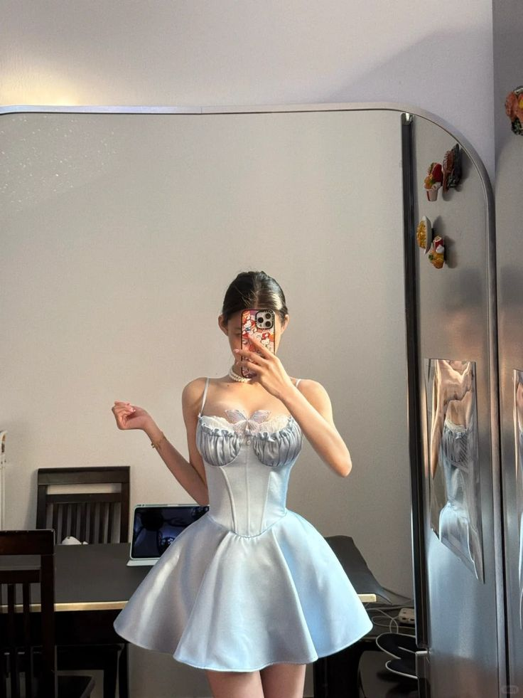 Robe de soirée courte en satin bleu bébé, coupe trapèze, pour fête d'anniversaire, J7603