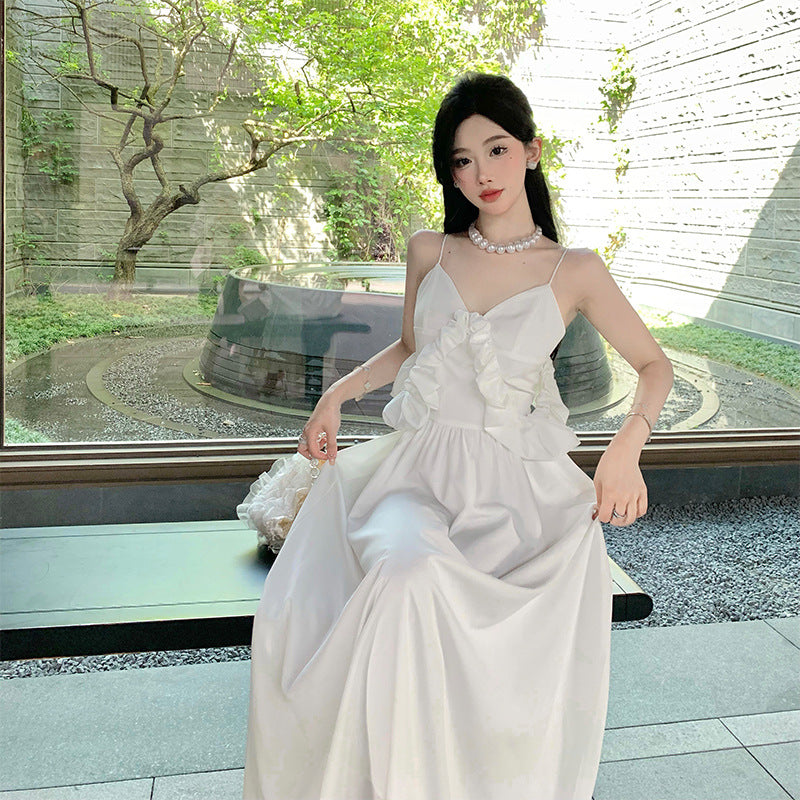 Feenhaftes weißes Kleid mit Spaghettiträgern, Sommerkleid mit V-Ausschnitt, langes Kleid 1078