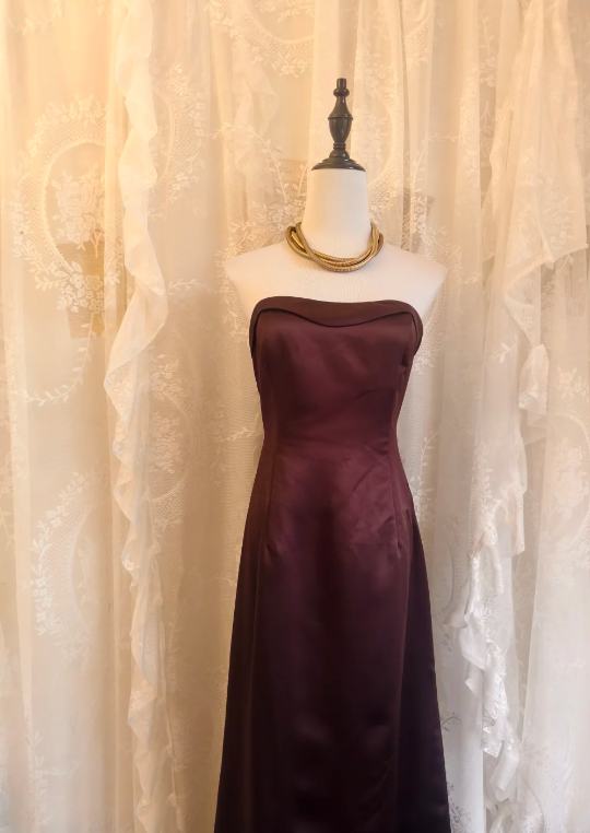 Robe de bal longue bustier bordeaux en satin, robe de soirée simple J8623