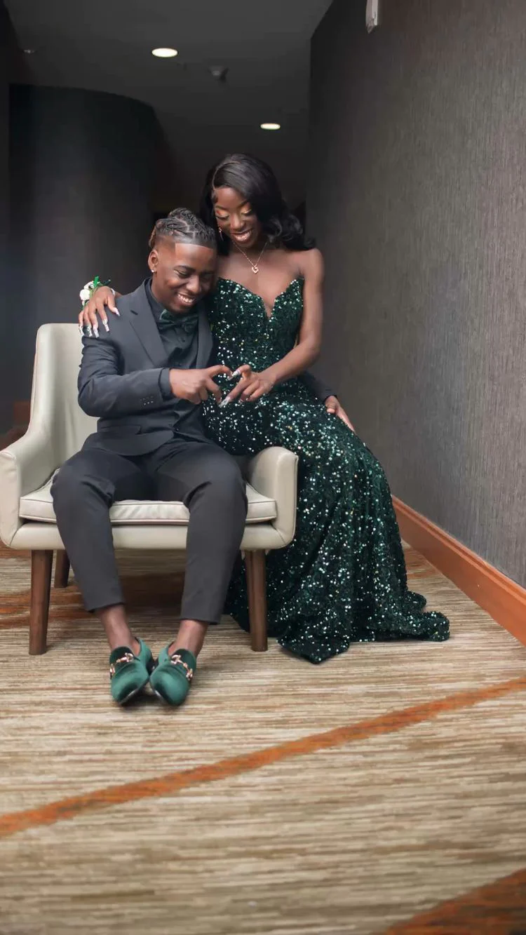 Robe de bal longue sirène à paillettes vertes et brillantes J2581