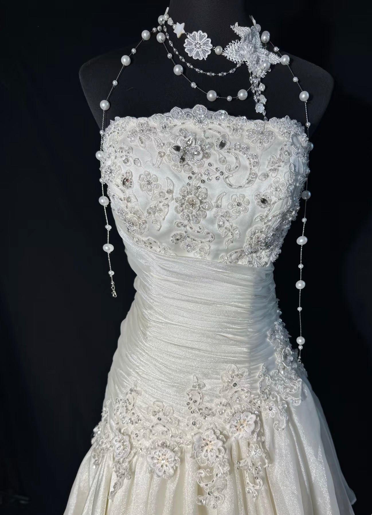 Strapless Ivory Tulle Wedding Dress Applique Elegant Gown For Bridal J8915