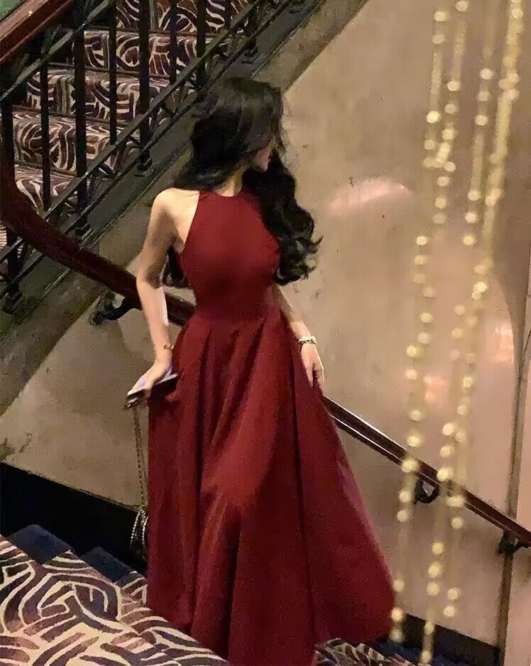 Rotes A-Linien-Ballkleid mit Neckholder, langes Abendkleid, formelles Partykleid J2845