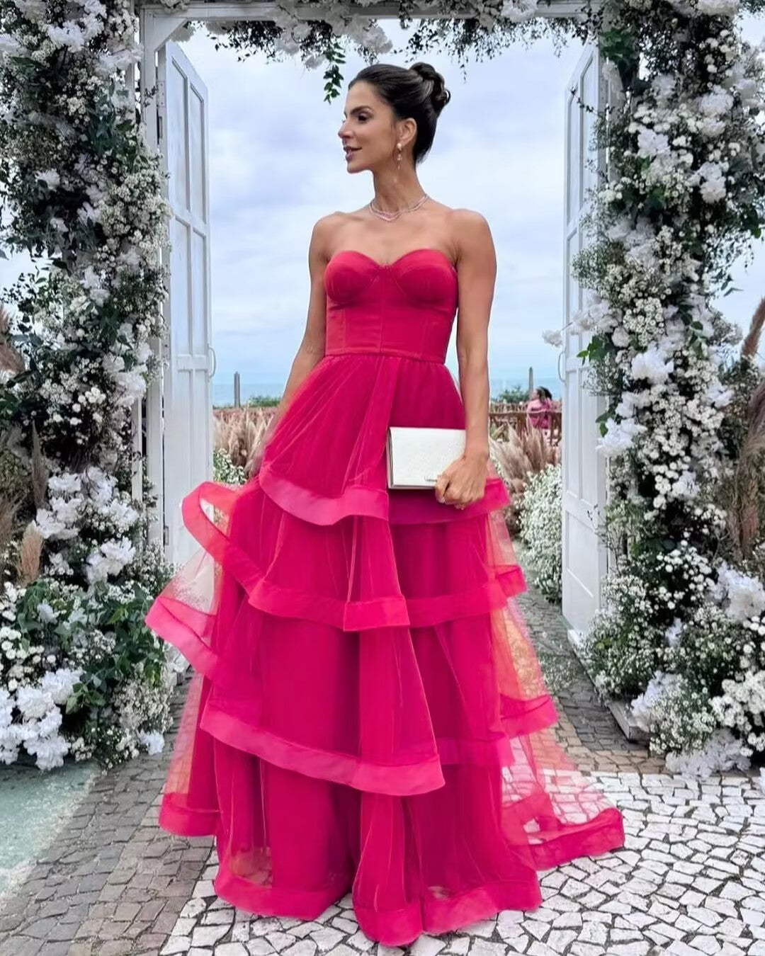 Trägerloses, rosarotes, langes Ballkleid in A-Linie, mehrlagiges formelles Partykleid J2779