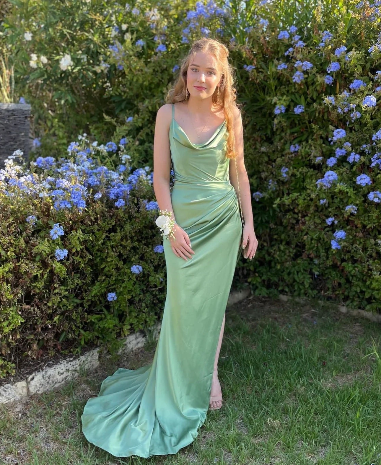 Robe de soirée fourreau verte J5870