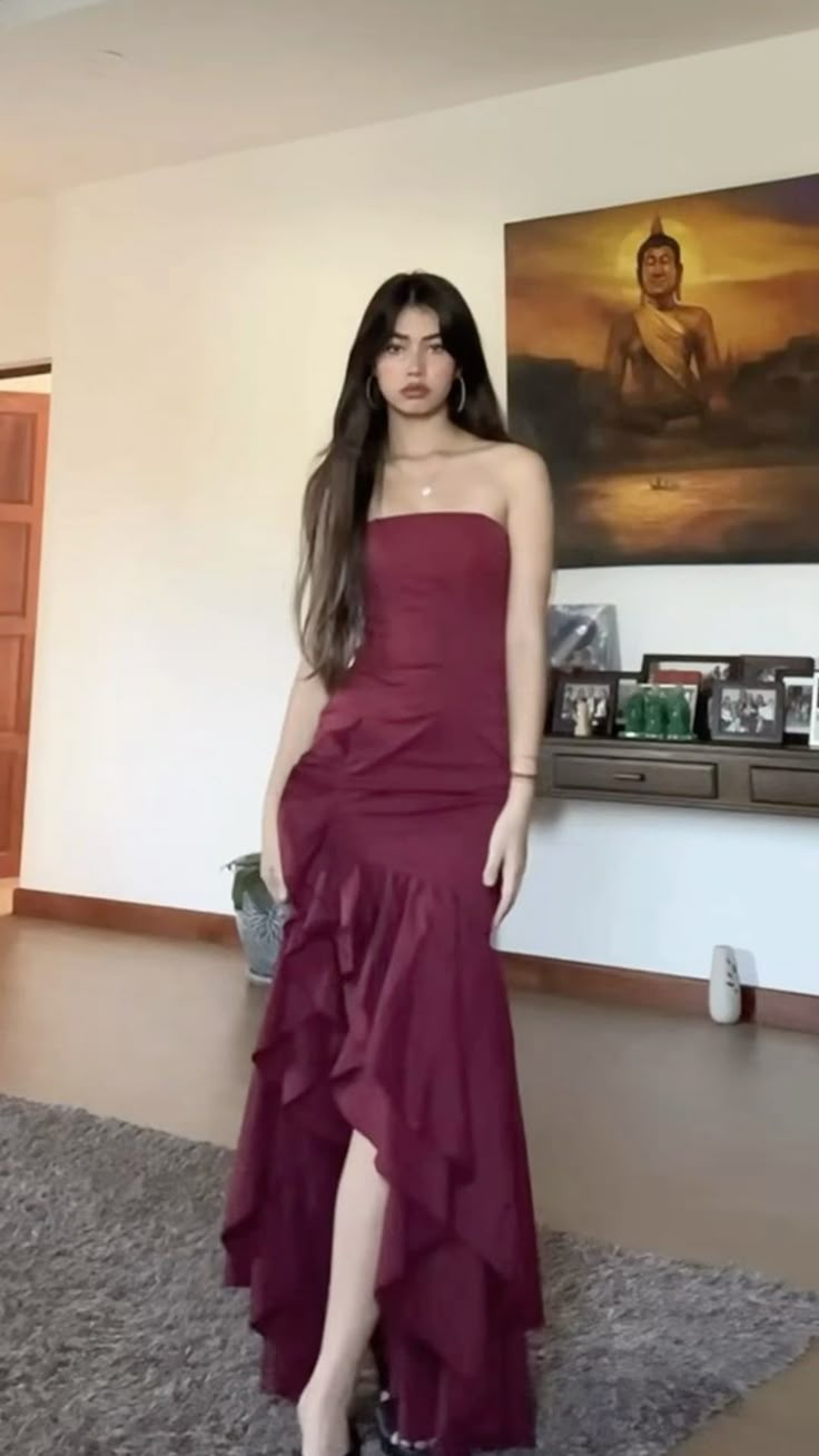 Trägerloses Burgunderrotes Meerjungfrau-Rüschen-Langes Ballkleid J5990