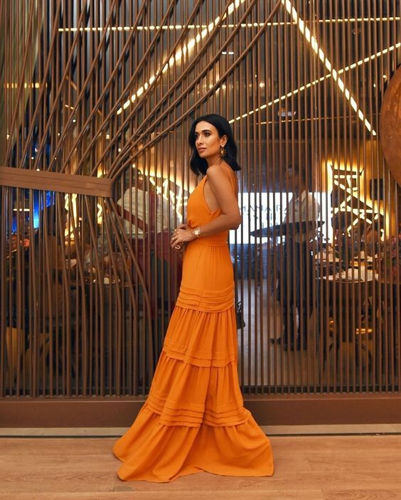 Elegantes A-Linien-Träger-Lang-Organge-Ballkleid Hochzeitsgastkleid J7569