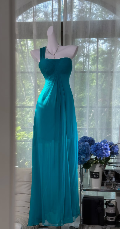 One-Shoulder Chiffon Langes Ballkleid Einfache Brautjungfernkleider J8409