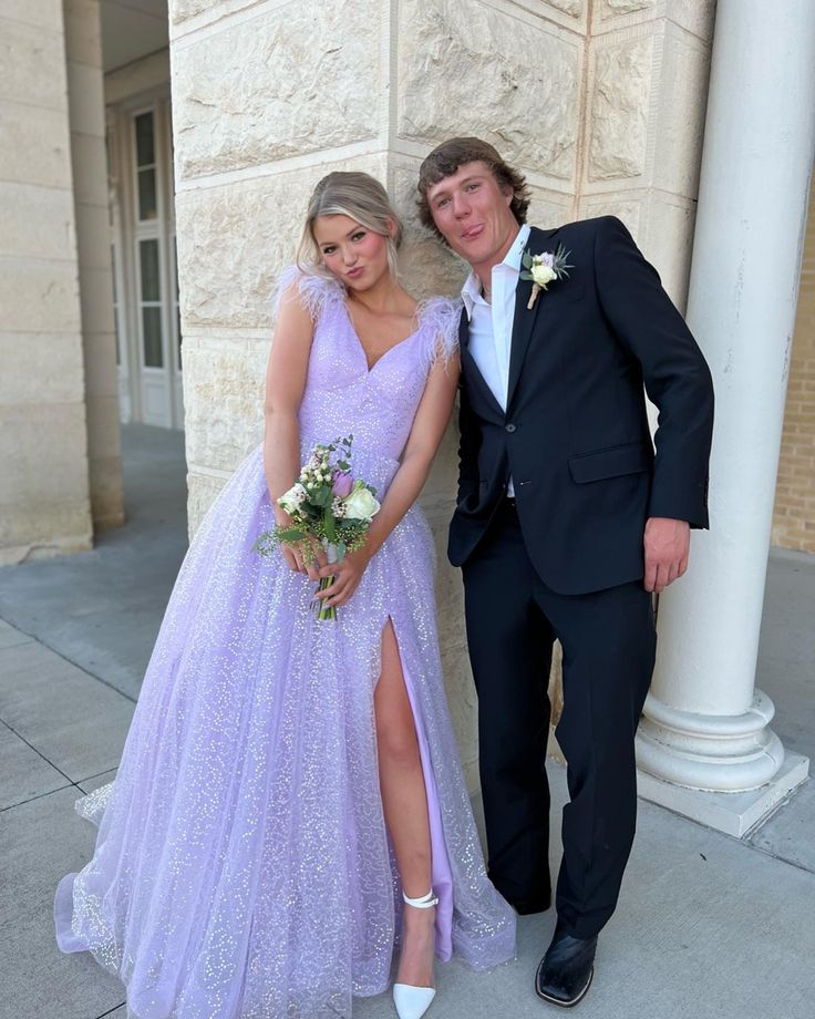 Robe de bal trapèze lavande à col en V et robe de soirée formelle J6024