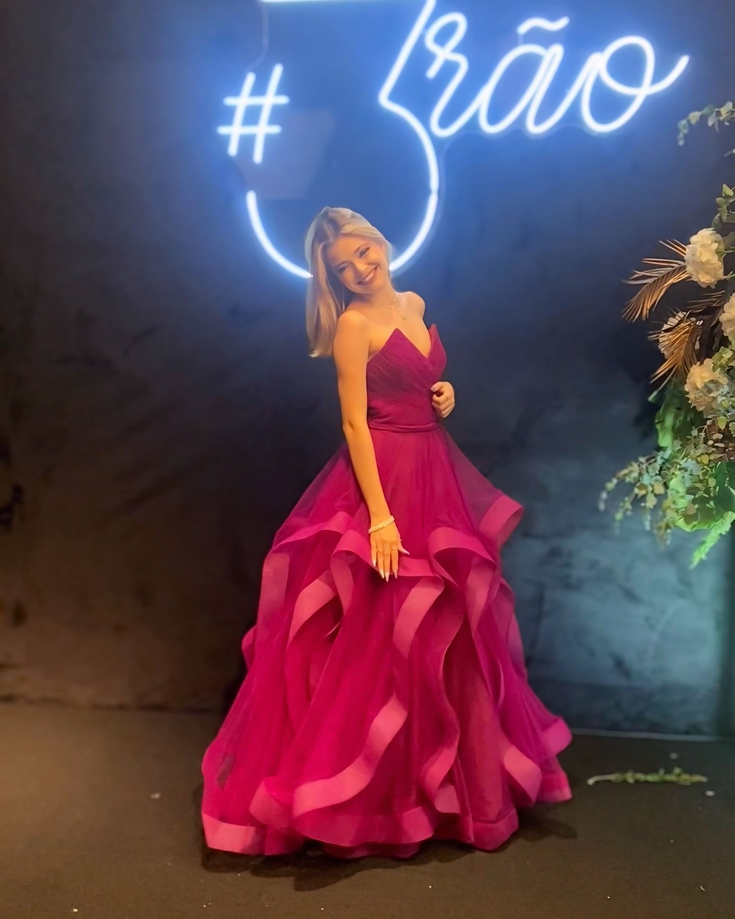 Trägerloses A-Linien-Ballkleid mit Rüschen, Tüll, formelles Partykleid J6214
