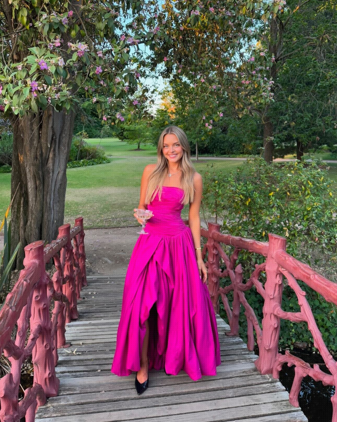 Trägerloses A-Linien-Abendkleid mit Schlitz, langes Ballkleid J6245