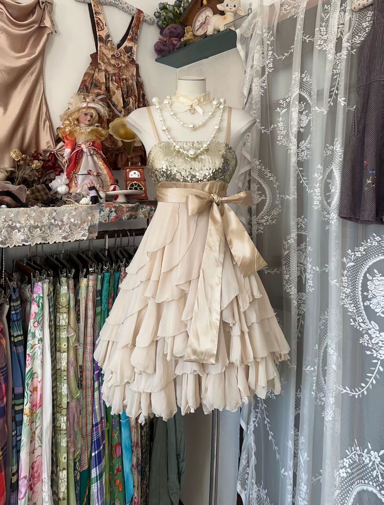 Robe de bal courte à bretelles spaghetti et volants, coupe trapèze, tenue de soirée formelle J8490