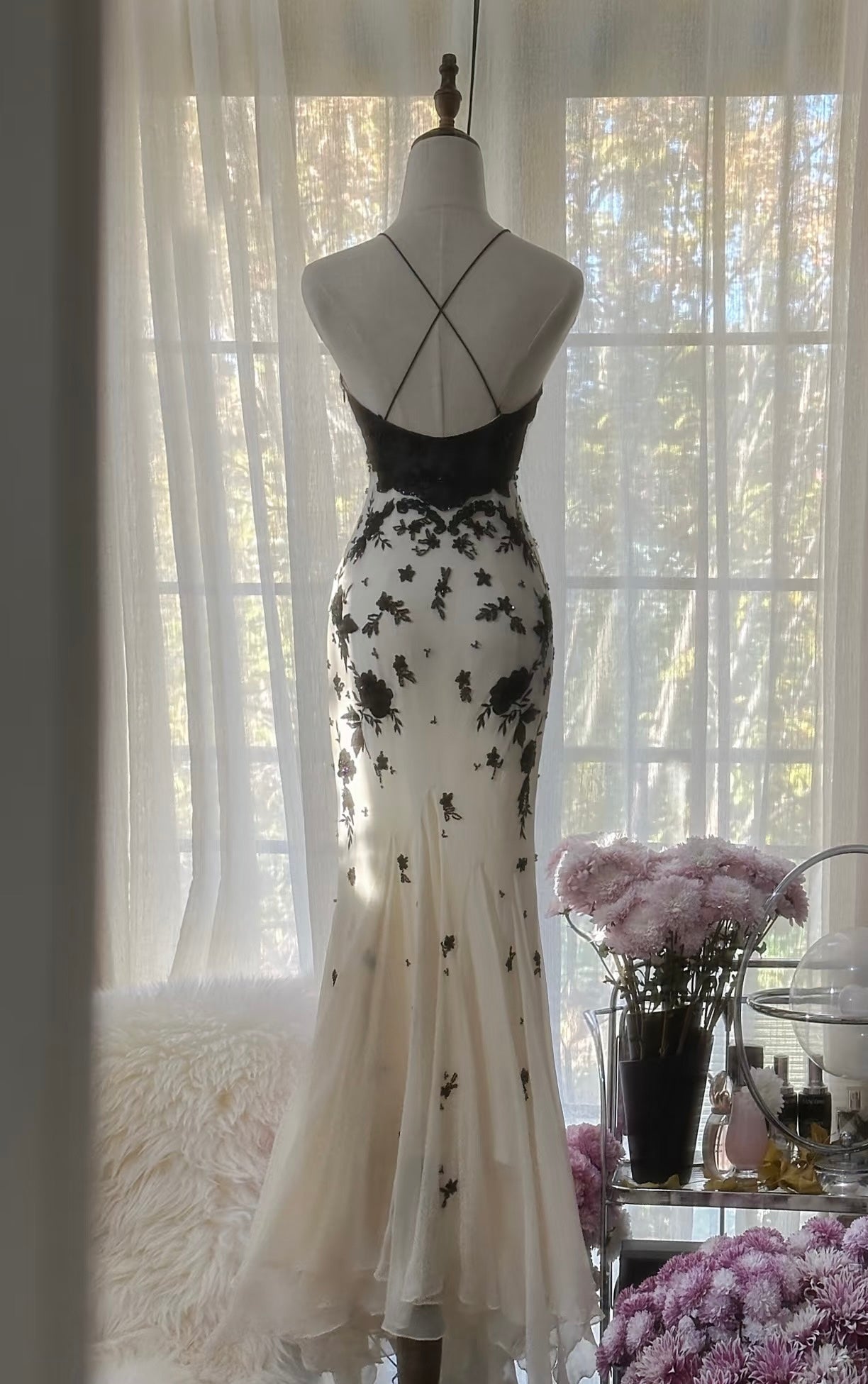 Mermaid Backless Black Applique Prom Dress Chiffon Vintage Evening Gown J6320