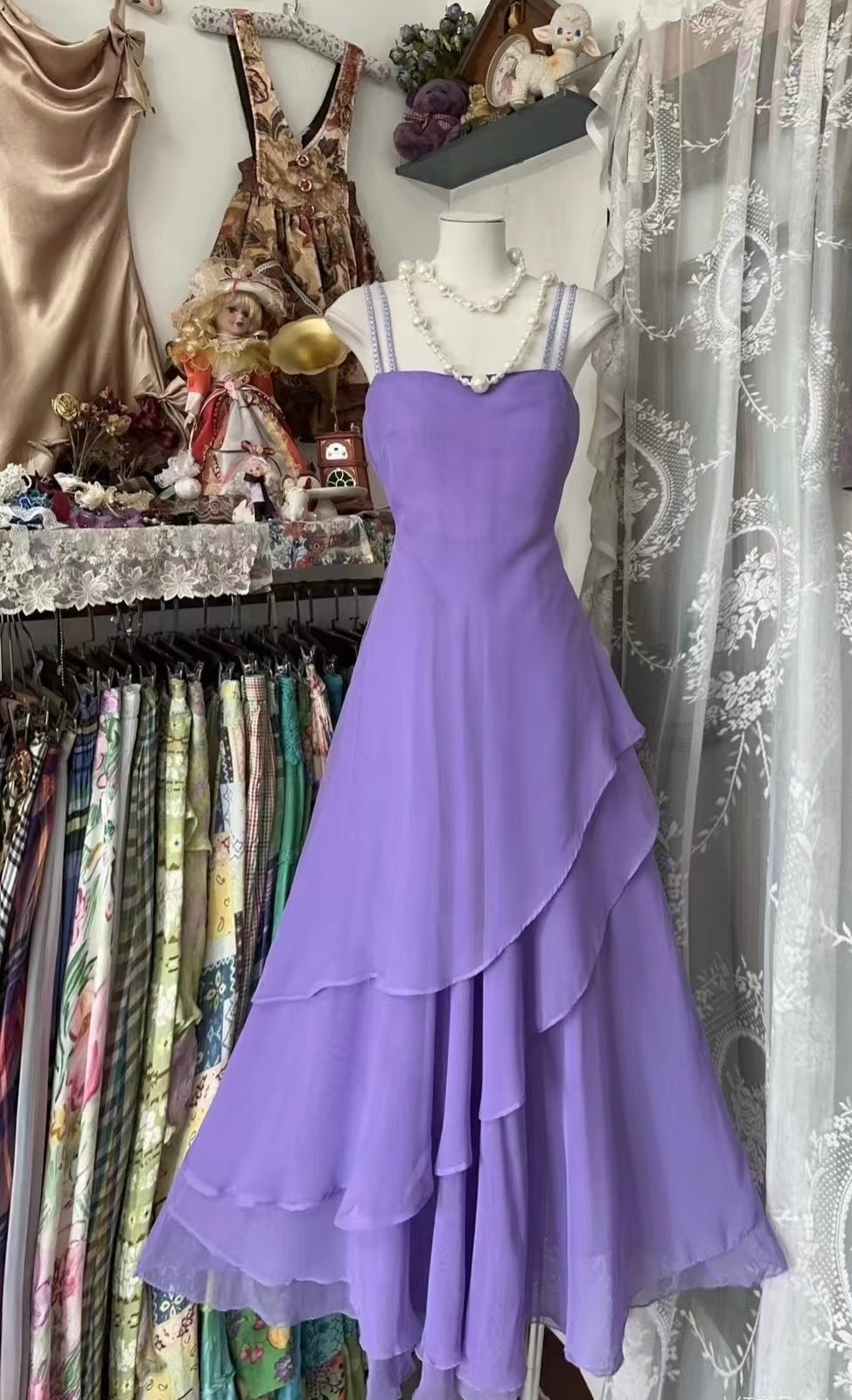 Robe de soirée violette à volants, coupe trapèze, pour invité de mariage, J6569