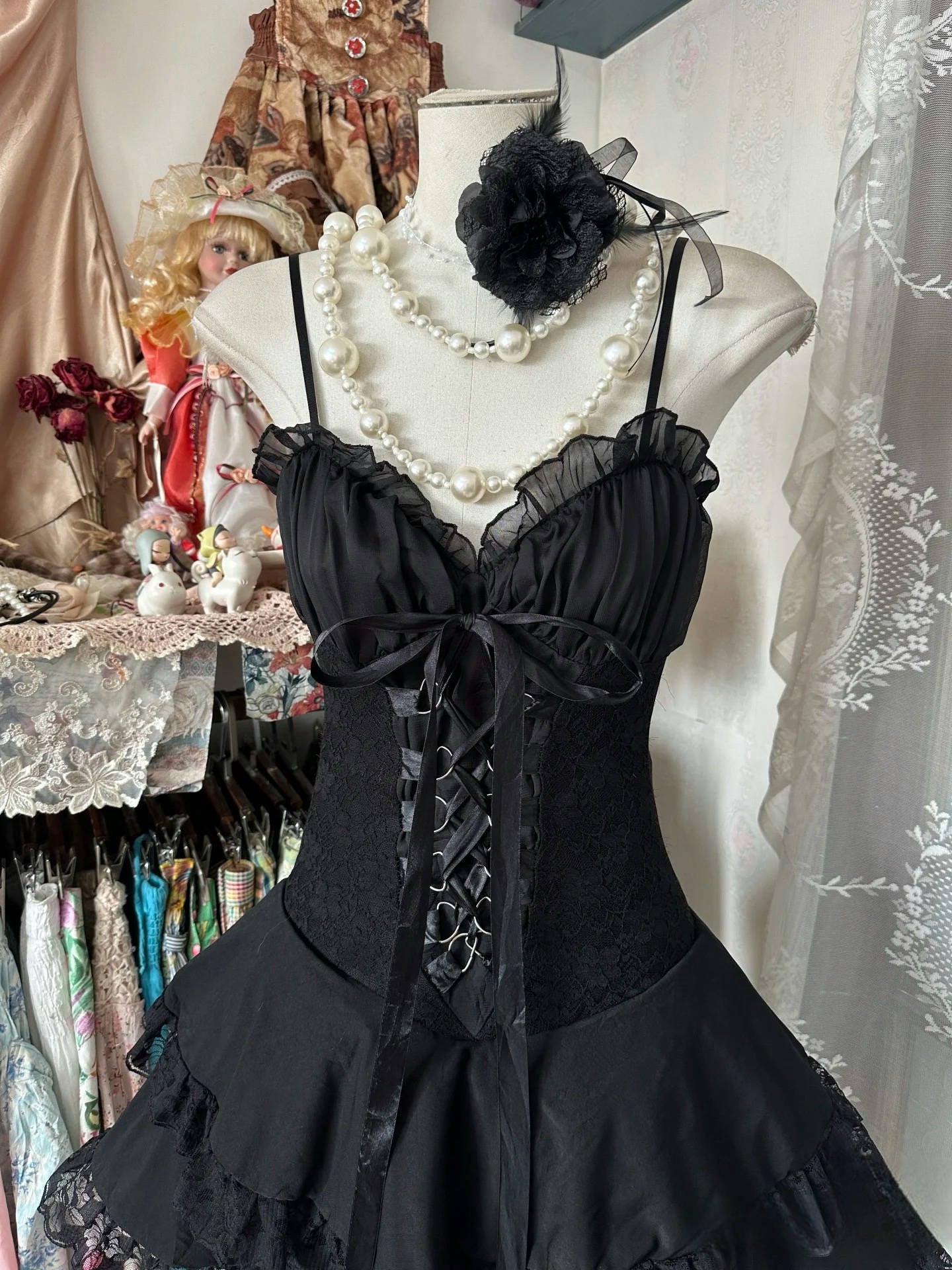 Spaghetti Straps A Line Black Lace Short Prom Dress Ruffle Homecoming Dress J6625