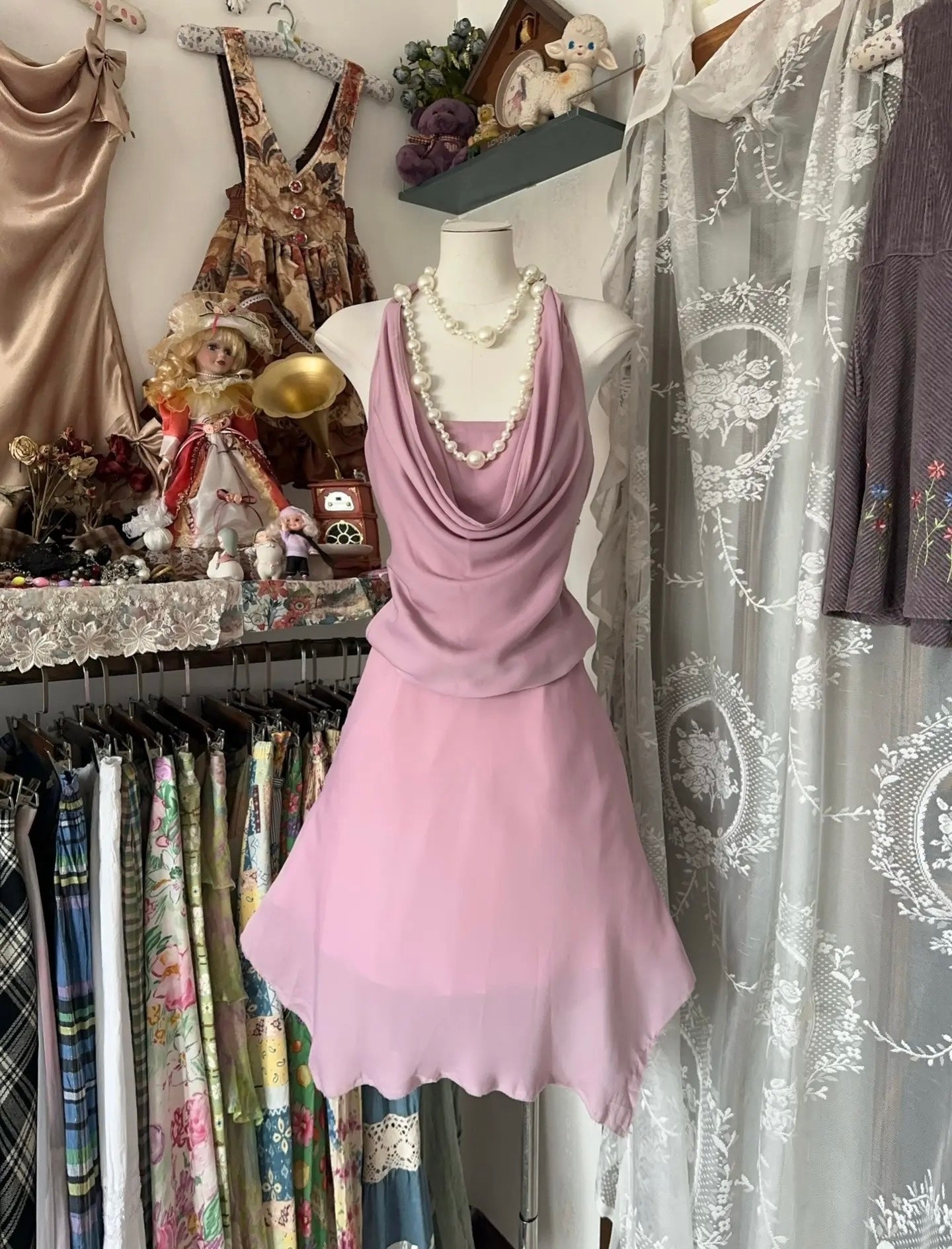 Robe courte rose trapèze en mousseline de soie J6672