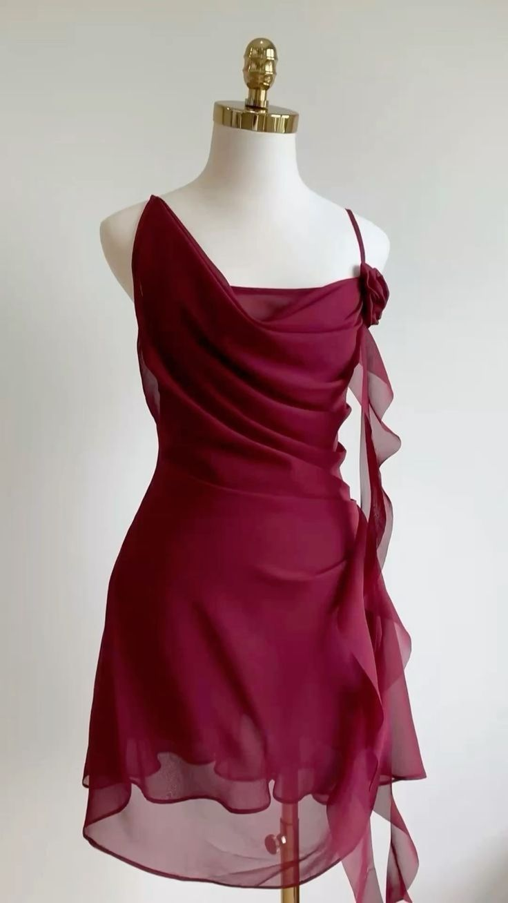Burgunderrotes A-Linien-Kurzes Chiffon-Heimkehrkleid J6719