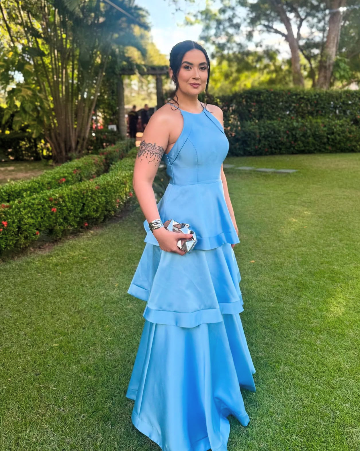 Blaues A-Linien-Ballkleid mit Lagenmuster, Satin, Hochzeitsgastkleid J7652