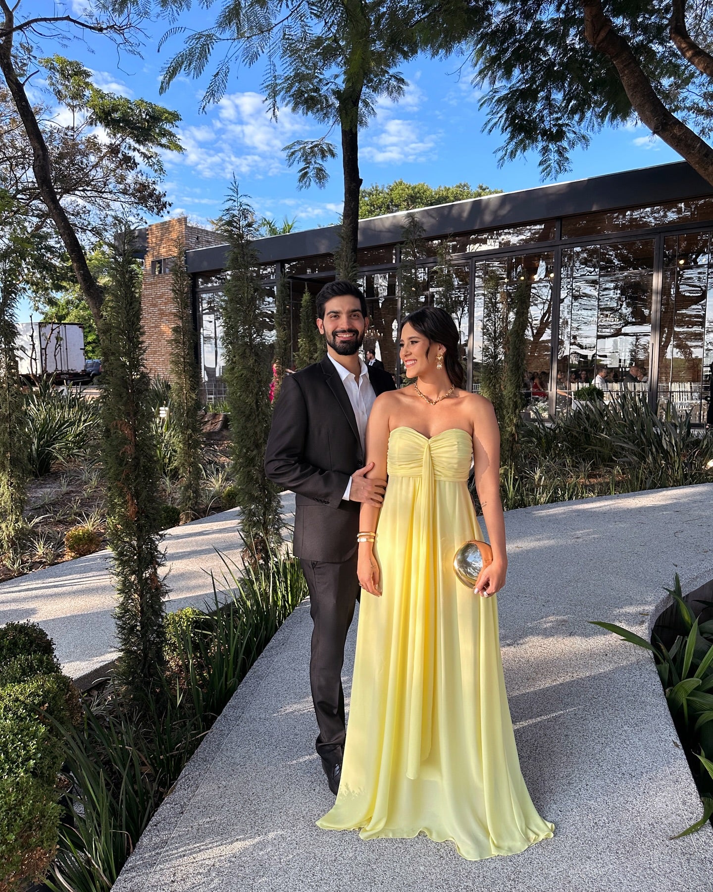 Robe de mariée bustier jaune coupe trapèze, robe de demoiselle d'honneur J7047