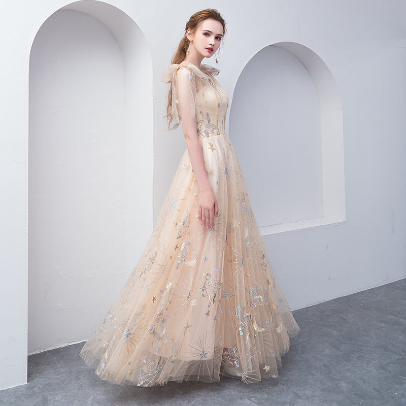 Robe de bal en tulle et paillettes Champ S Line 668