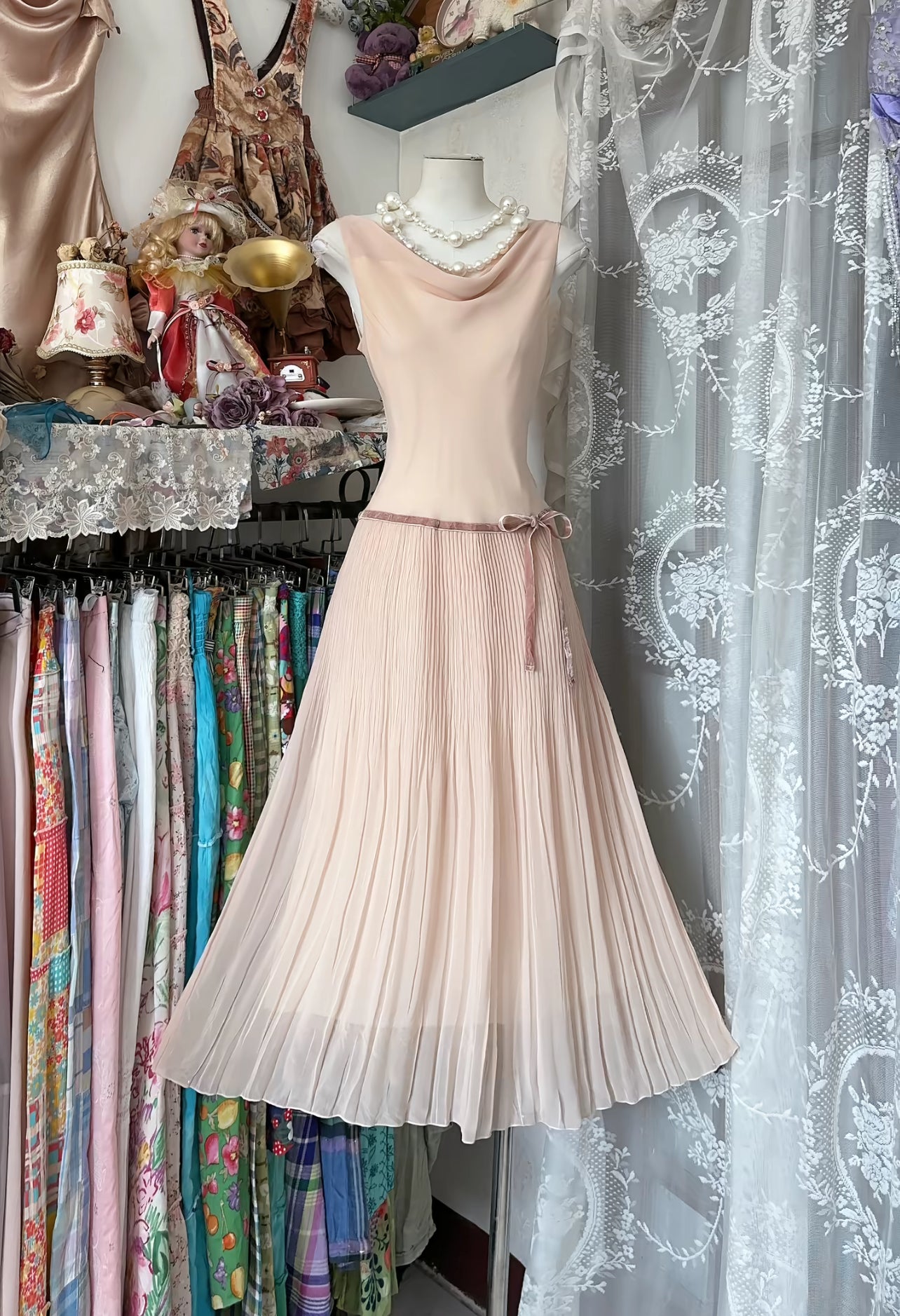 Robe de soirée plissée coupe trapèze rose J8507