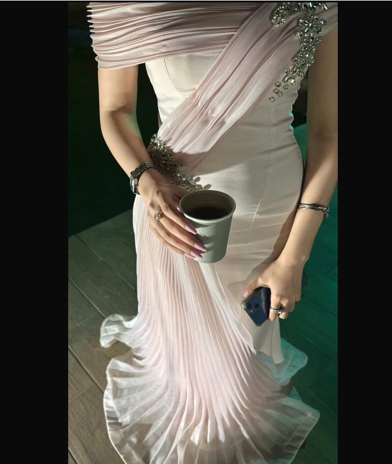 Robe de bal sirène rose à épaules dénudées, longue et élégante, tenue d'anniversaire, J7867