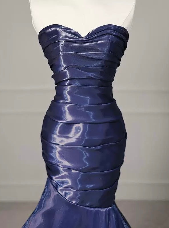 Robe de soirée longue sirène bleu marine à col en cœur J5027