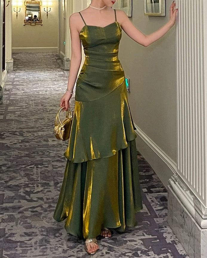 Rüschengrünes Ballkleid Spaghettiträger Geburtstagskleid J6524