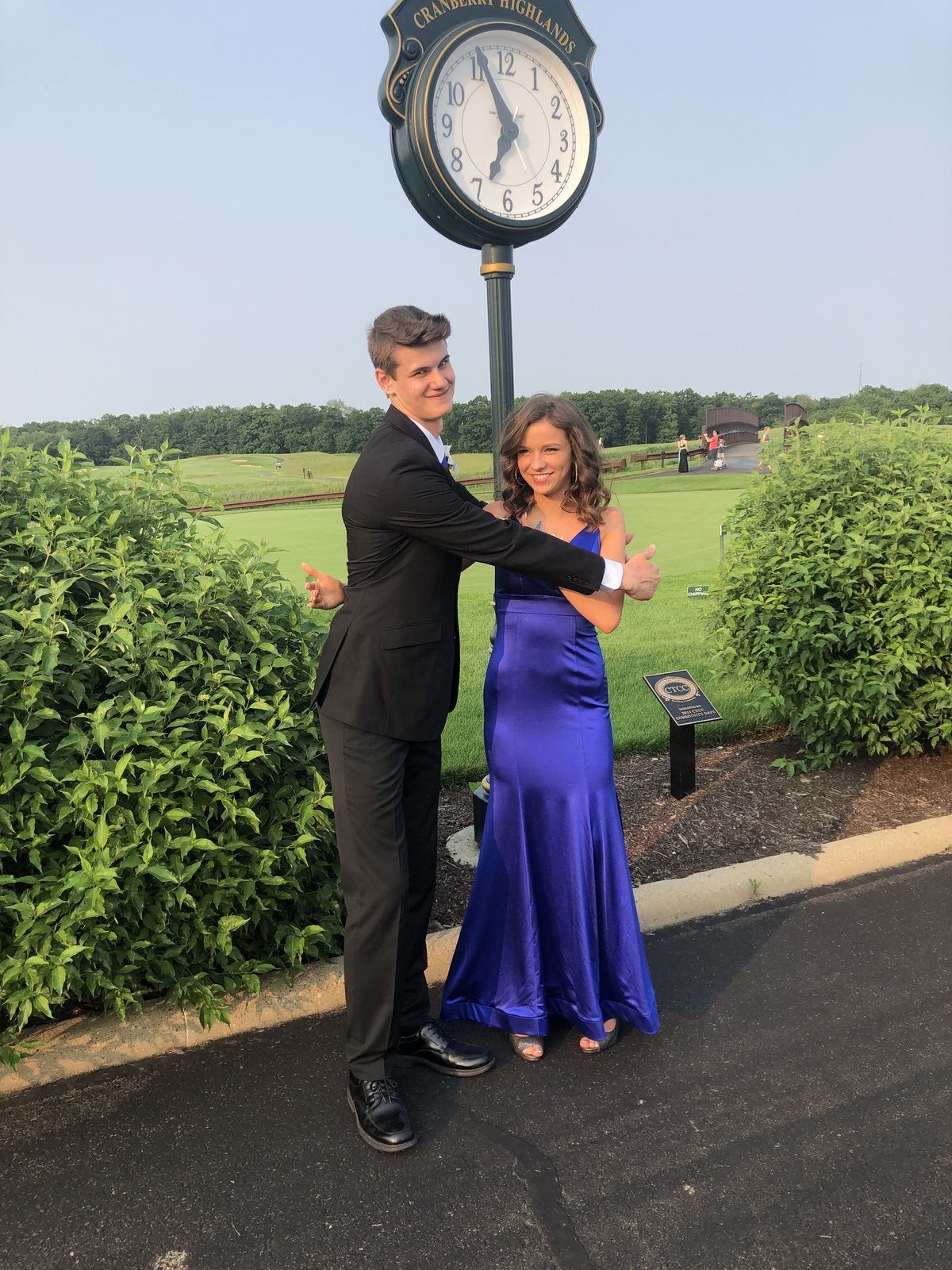 Robe de soirée fourreau noire sexy longue avec fente J8826