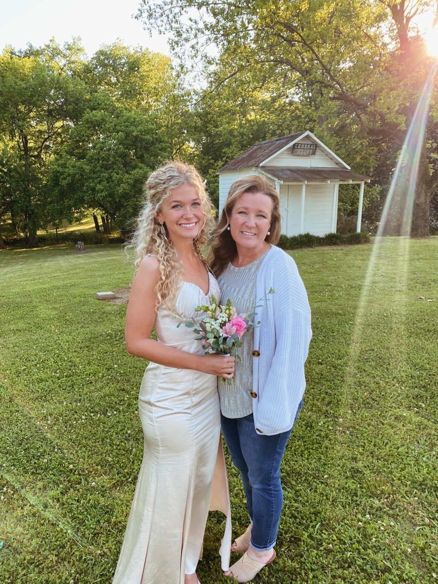 Robe de soirée fourreau noire sexy longue avec fente J8826