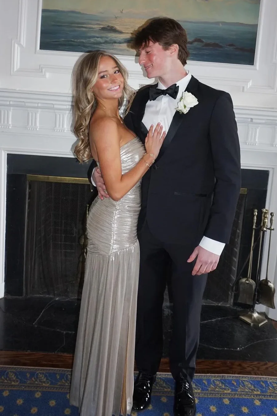 Robe de soirée fourreau noire sexy longue avec fente J8826