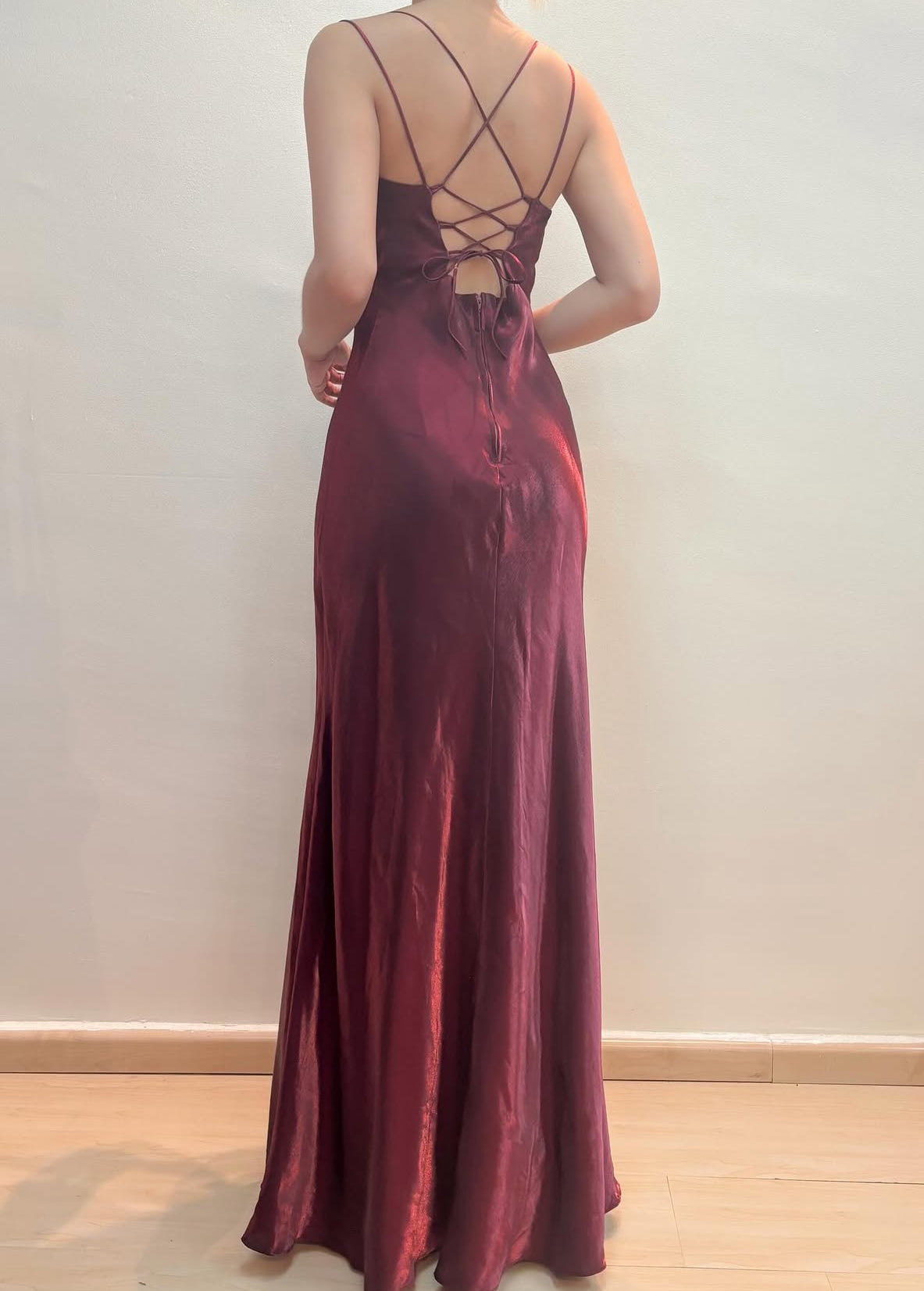 Robe de soirée fourreau noire sexy longue avec fente J8826