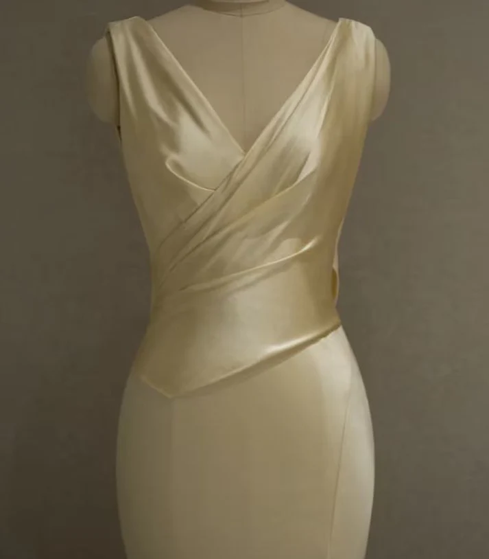 Robe de soirée fourreau noire sexy longue avec fente J8826