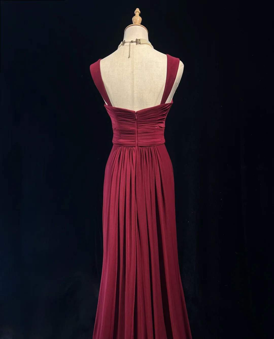 Robe de soirée fourreau noire sexy longue avec fente J8826