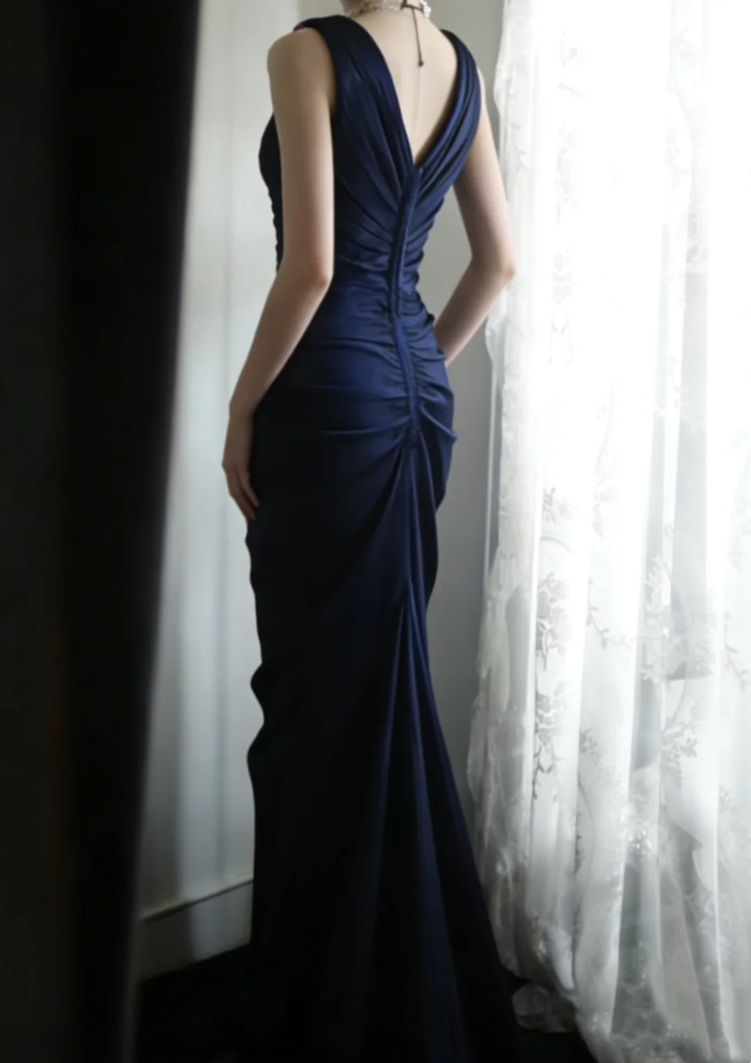 Rosa Etuikleid, lang, mit Seitenschlitz, Satin, formelles Kleid J8820