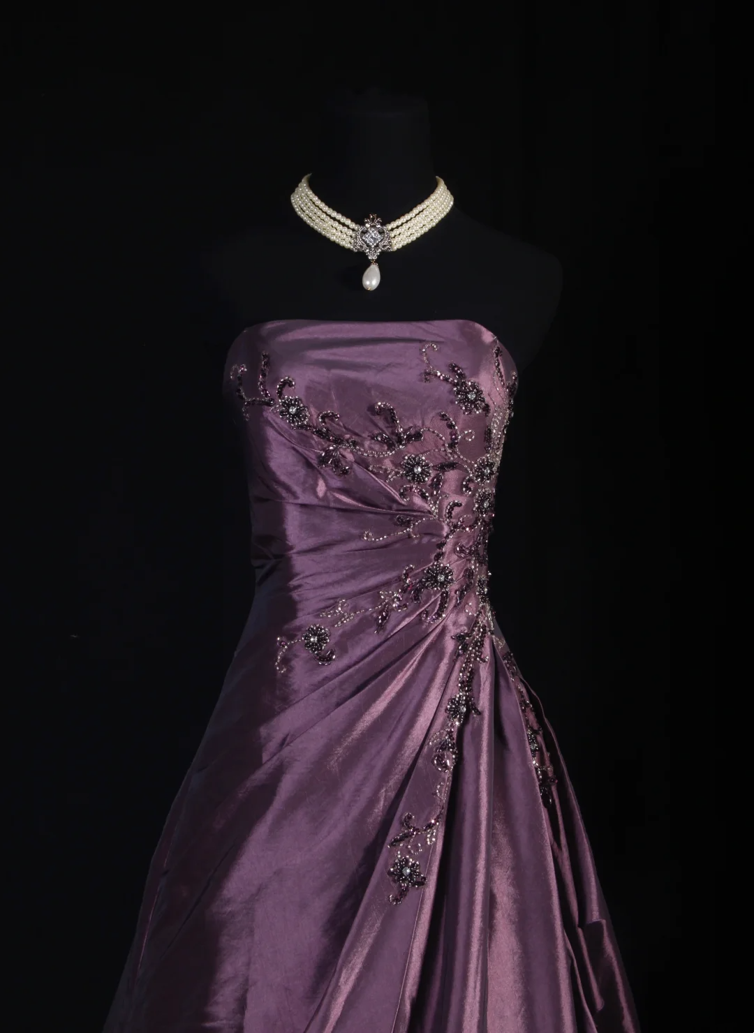 Robe de bal bustier violette en satin avec appliques, robe de soirée formelle J9413
