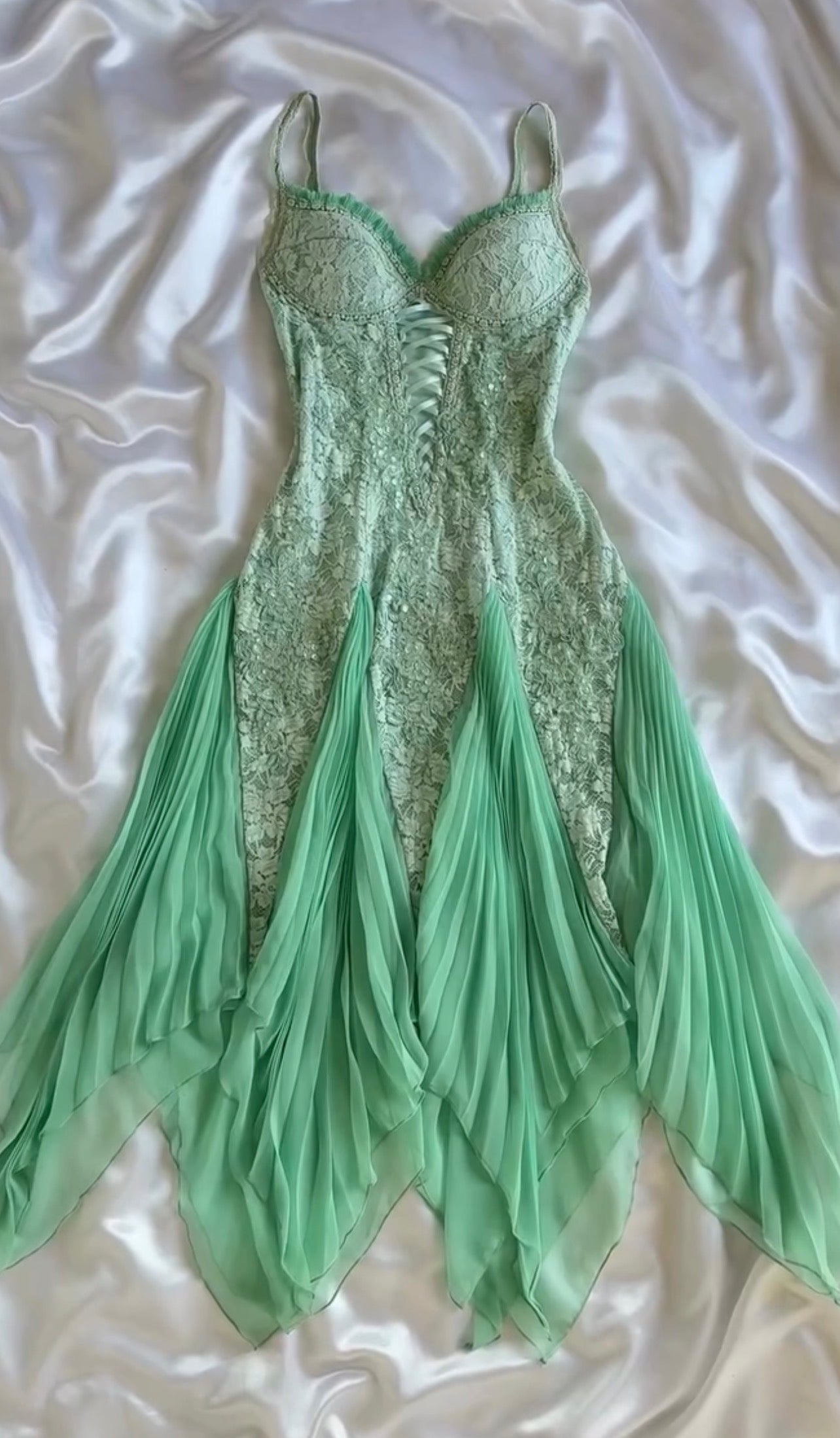 Trägerloses silbernes Vintage-Abendkleid, A-Linie, Geburtstagskleid J9370