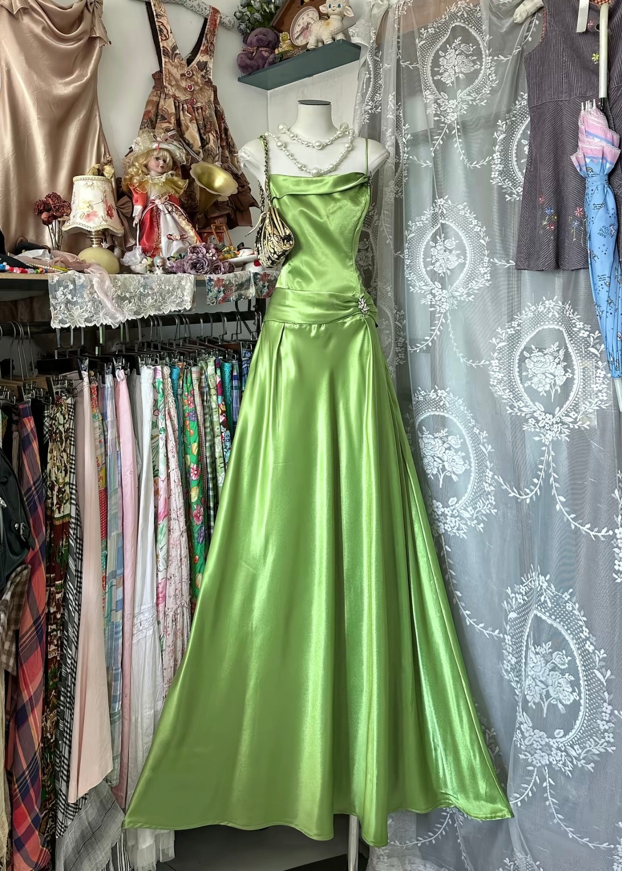 Robe de bal bustier violette en satin avec appliques, robe de soirée formelle J9413