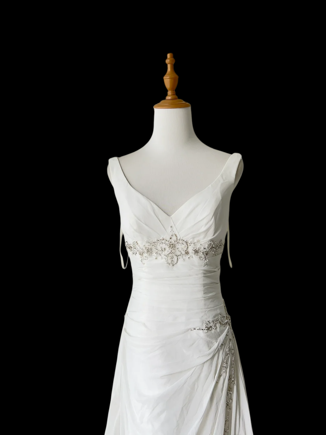 Retro Ivory Beading Wedding Dress V Back Wedding Gown For Bridal J9576