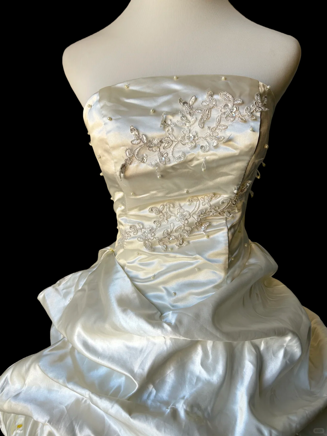 Strapless Ivory Taffeta Ball Gown Wedding Dress Elegant Birthday Dress J9583