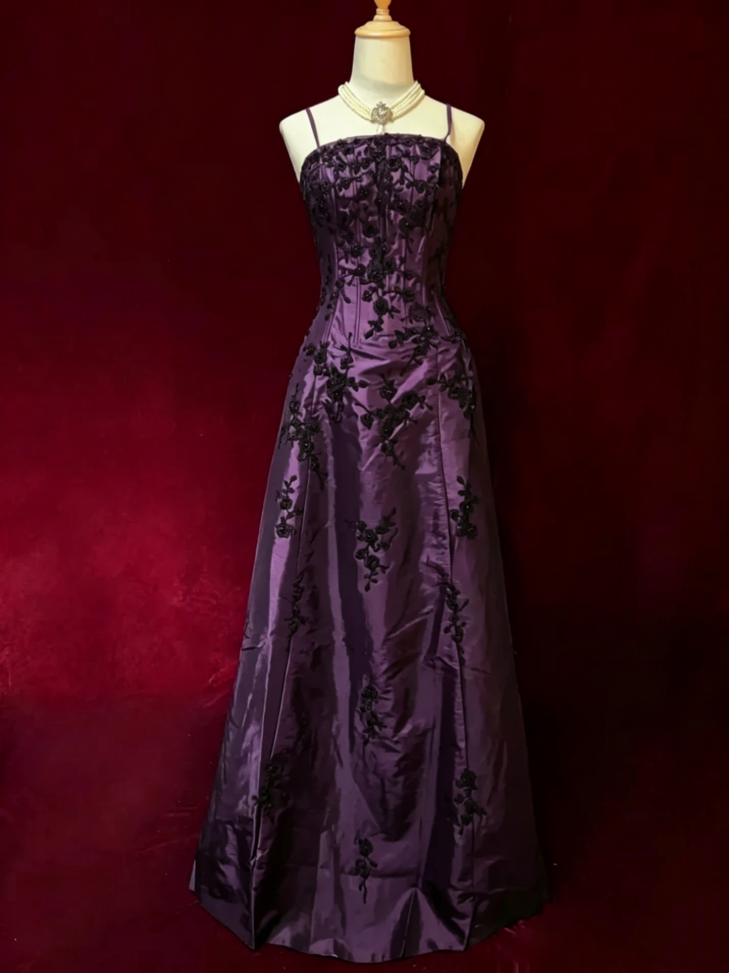 Robe de bal bustier violette en satin avec appliques, robe de soirée formelle J9413