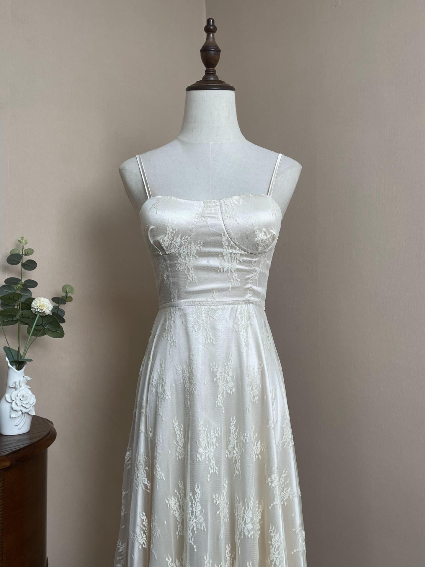 French Style Retro Lace Dress Fairy Spaghetti Strap Sweet Summer Dress 322