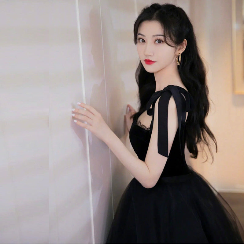 Robe de soirée courte en tulle noir, décolleté en cœur, 622