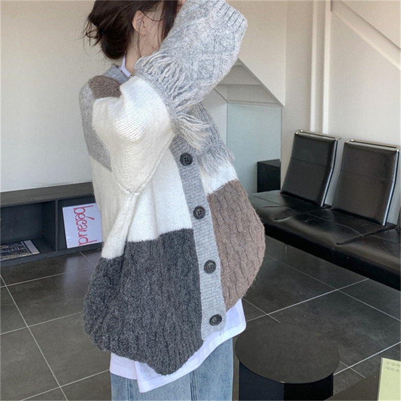 Pull rétro d'automne à col en V et pompons en tricot 1734