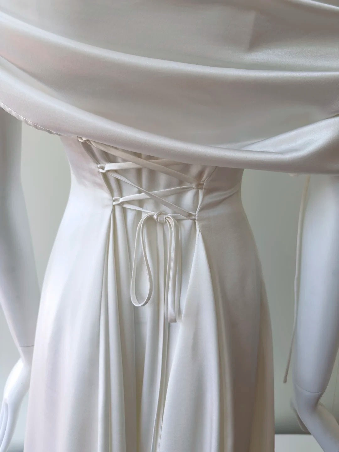 Trägerloses silbernes Vintage-Abendkleid, A-Linie, Geburtstagskleid J9370