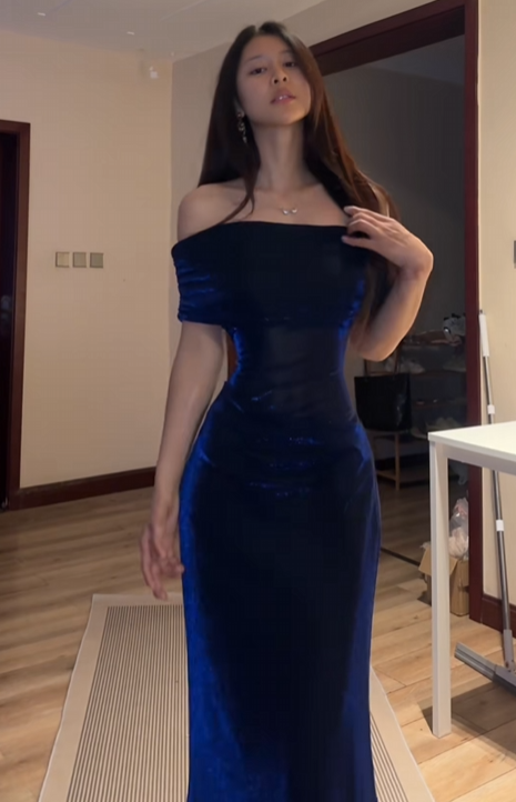 Off The Shoulder Royal Blue Velvet Prom Dress Formal Evening Gown J10061