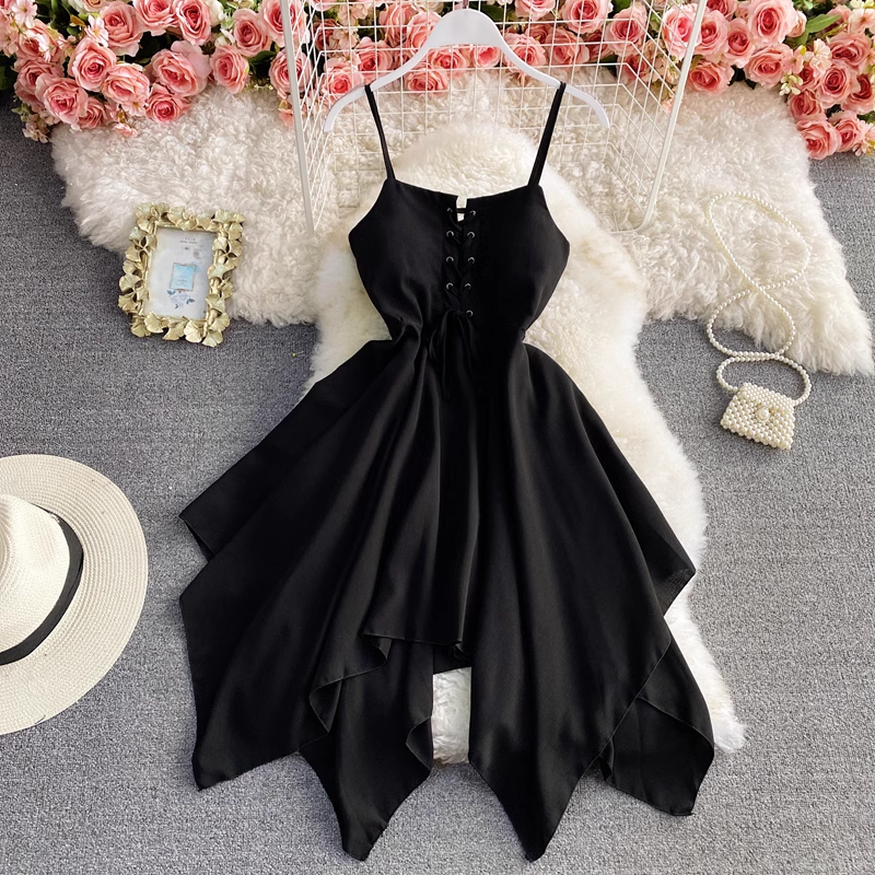 Sommer Neues ärmelloses Spaghettiträger-Unregelmäßiges Swing-Kleid 867