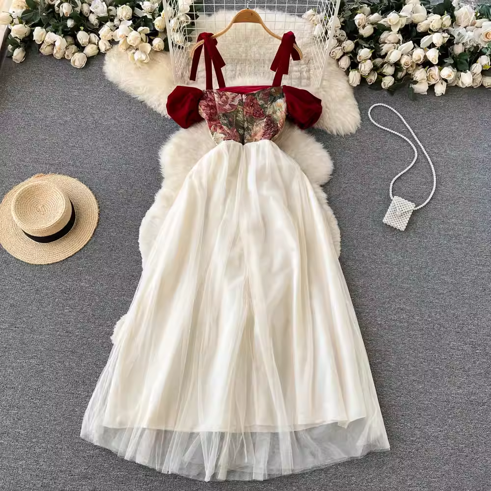 Französisches Retro-gesticktes Spaghettiträgerkleid, Sommer-Mesh-Midirock 1000