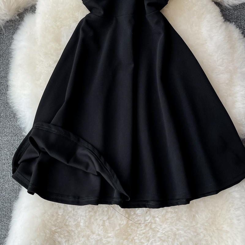 Sommerkleid mit schrägem Kragen, Tutu-Rock, kurzes Kleid 1341