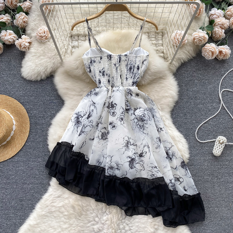 Gerüschtes, unregelmäßiges Sling-Blumenkleid, bedrucktes kurzes Sommerkleid für Mädchen 1153